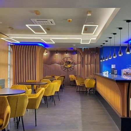 Hotel Condor Tulcea Esterno foto