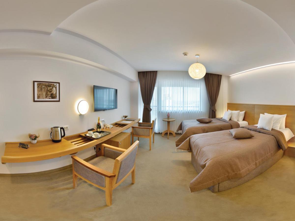 Hotel Condor Tulcea Esterno foto